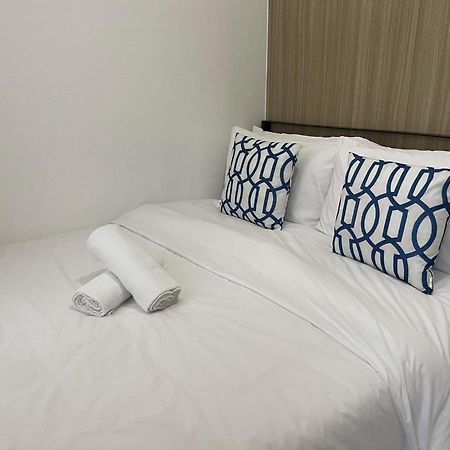 Shore 1 & 3 Residences Moa 1Br With Balcony By Darpm Manille Extérieur photo