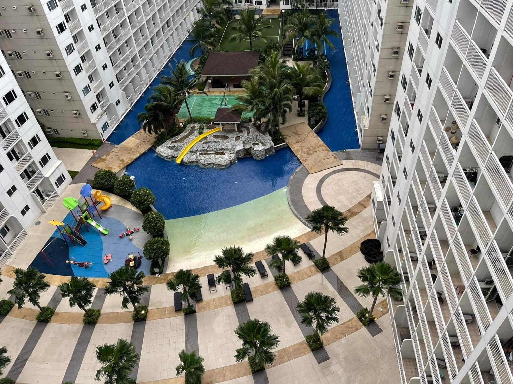 Shore 1 & 3 Residences Moa 1Br With Balcony By Darpm Manille Extérieur photo