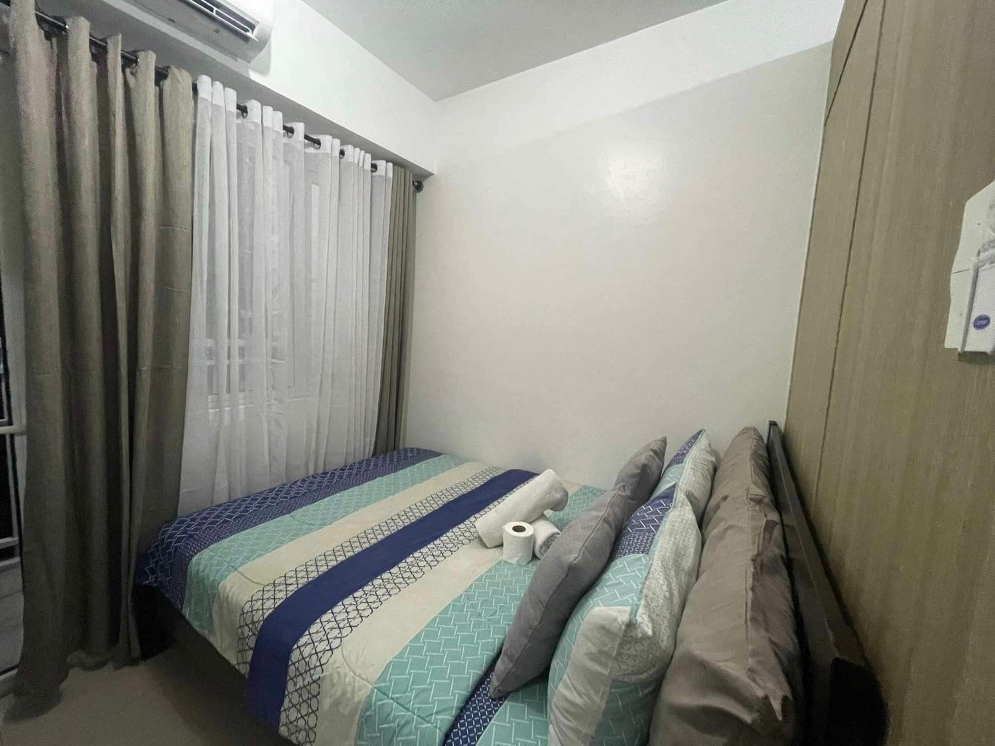 Shore 1 & 3 Residences Moa 1Br With Balcony By Darpm Manille Extérieur photo