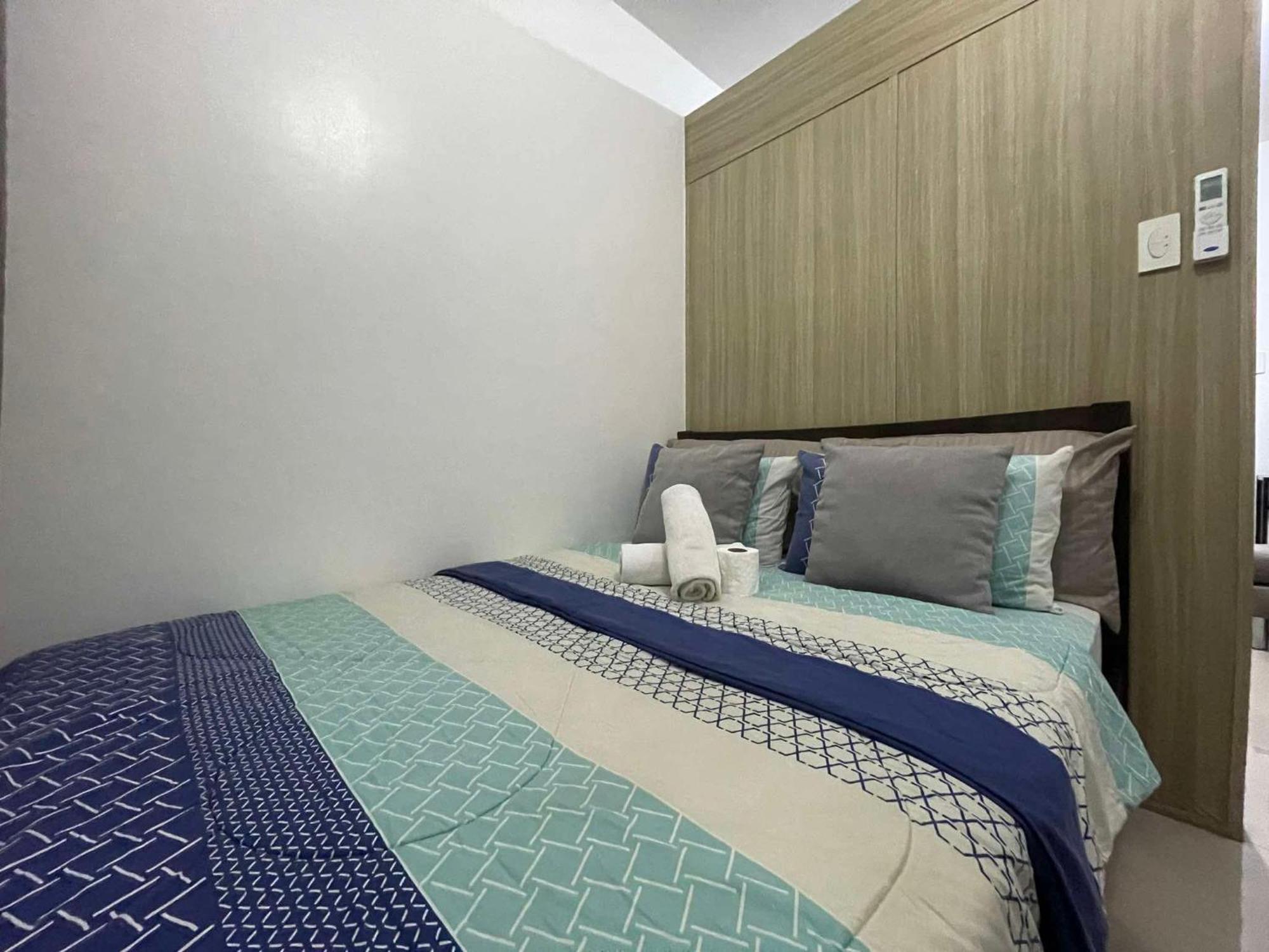 Shore 1 & 3 Residences Moa 1Br With Balcony By Darpm Manille Extérieur photo
