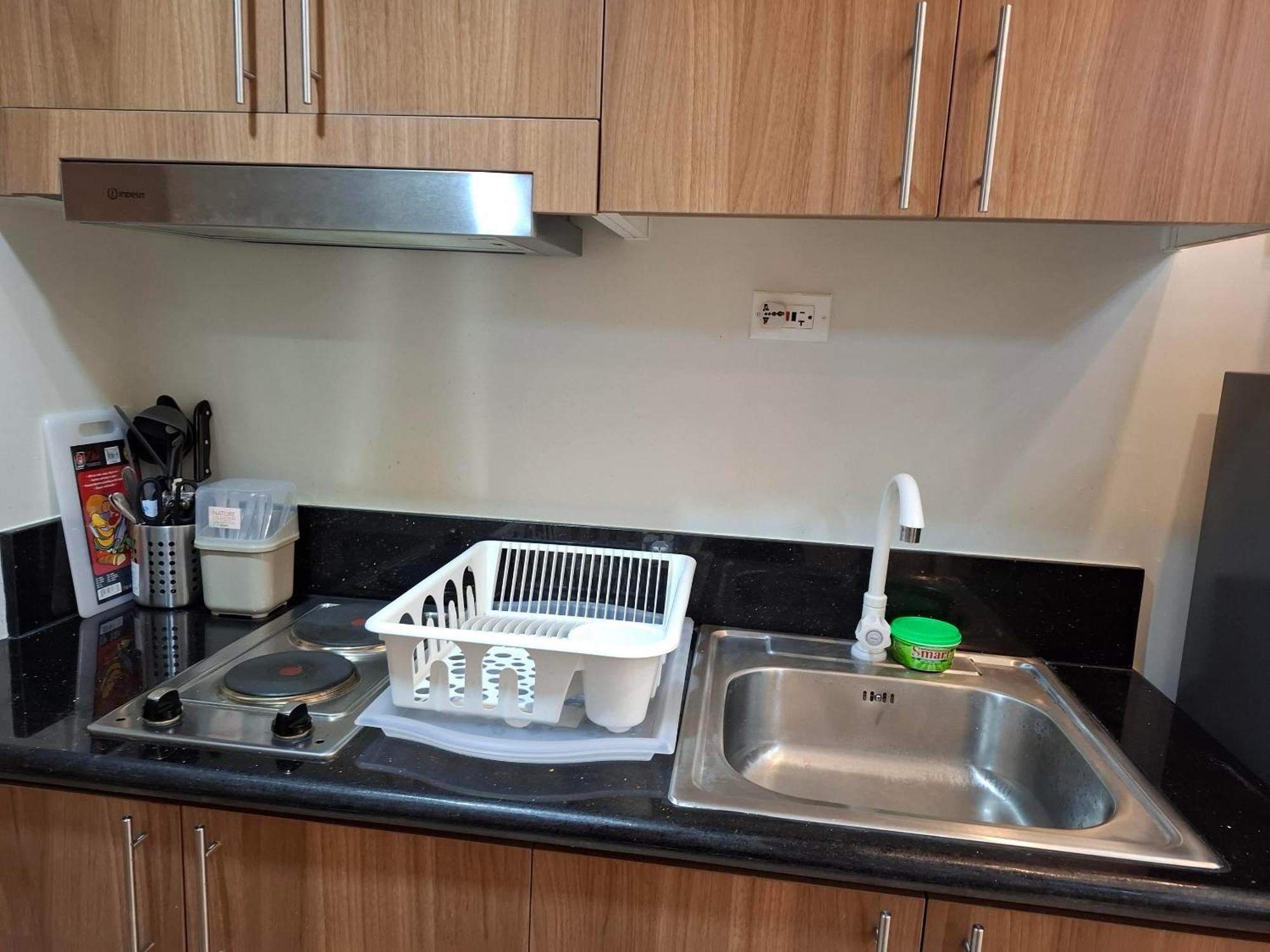 Shore 1 & 3 Residences Moa 1Br With Balcony By Darpm Manille Extérieur photo