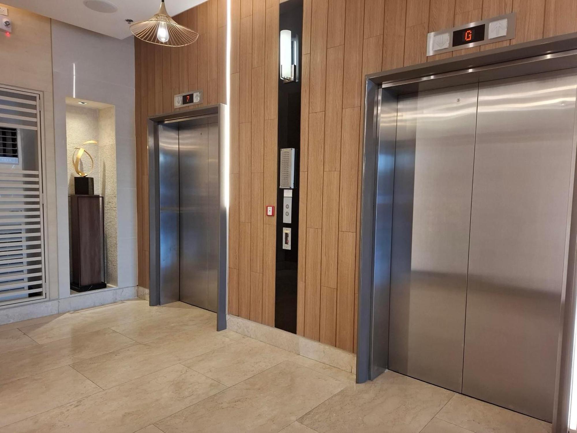 Shore 1 & 3 Residences Moa 1Br With Balcony By Darpm Manille Extérieur photo